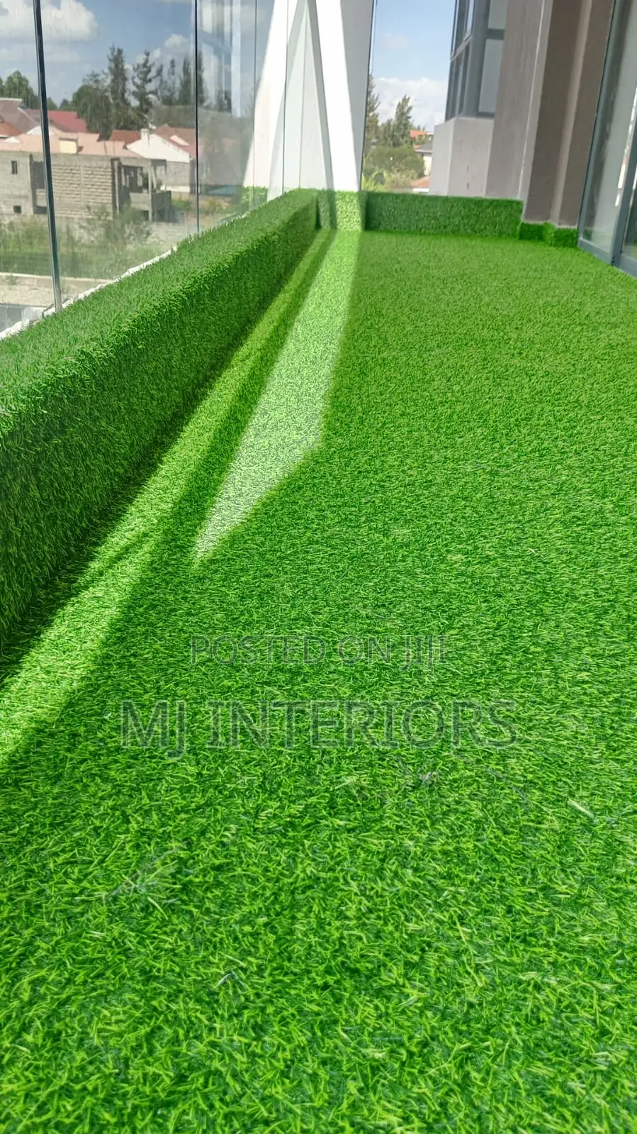 High Quality Artificial Lawn Grass Carpet for Balcony Rooftop