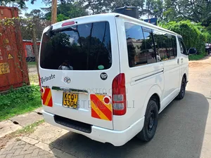 Toyota HiAce 2012 White