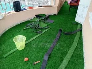 Beautiful Artificial Turf Grass Carpet for Home Transformation