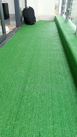 High Density Artificial Grass Carpet for Long Lasting Green Look
