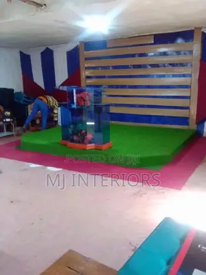 Artificial Grass Carpet for Events, Schools Commercial Spaces