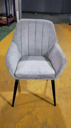 Light Grey Eye - Catching Chic Parlour Seat