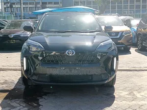 Toyota Yaris Cross 1.5 Hybrid FWD 2020 Black