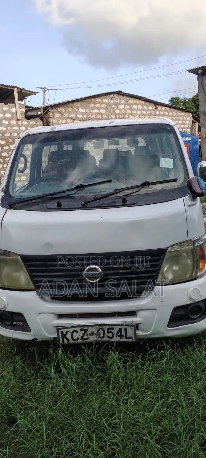 Nissan Caravan (Urvan) 2008 White