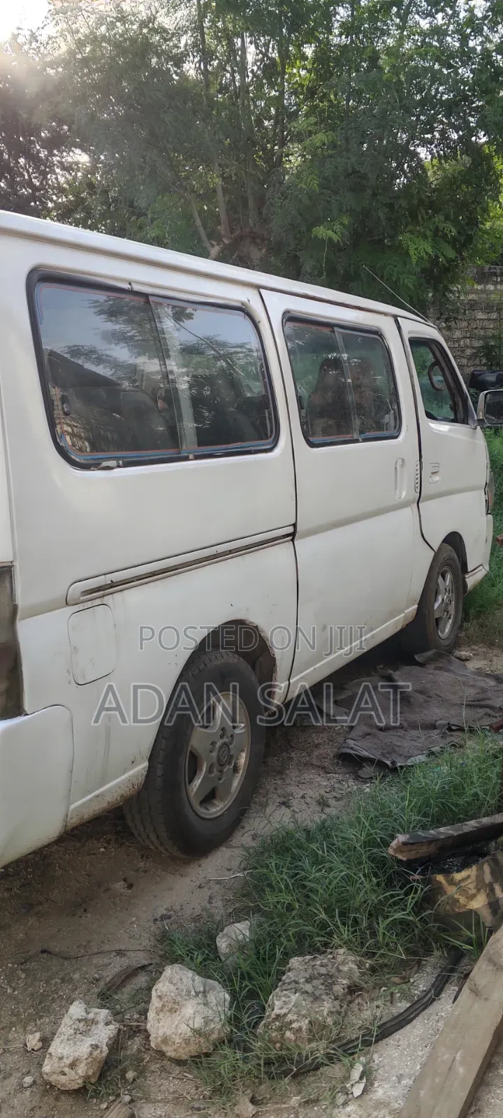 Nissan Caravan (Urvan) 2008 White