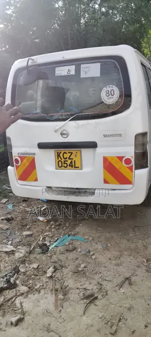 Nissan Caravan (Urvan) 2008 White