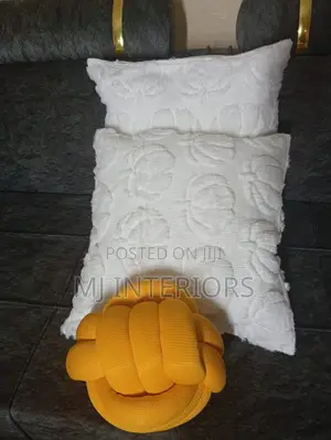 Soft Knitted Cushion Covers With 3d Plush Design