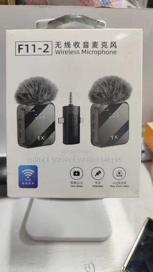 F11-2 Wireless Lavalier Microphone for Youtube Tiktok Interviews