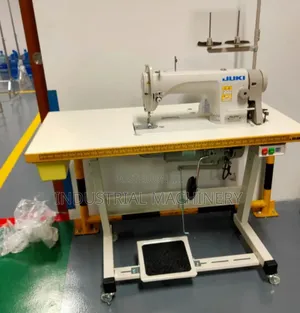 An Industrial Sewing Machine Juki Ddl8700