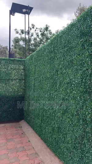 Artificial Green Wall Panels – Boxwood Fence Decor
