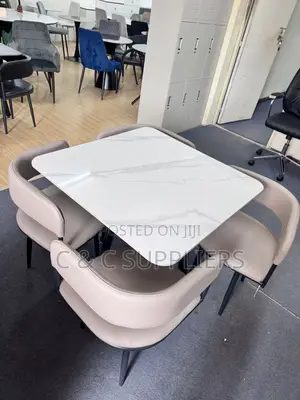Modern Antique 4-Seater Dining Table
