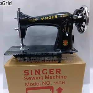 Singer Light Weight Sewing Machine 