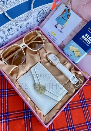 Ladies All White All Occasion Gift Set *