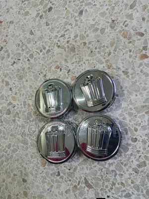 4pc Toyota Crown Wheel Center Caps