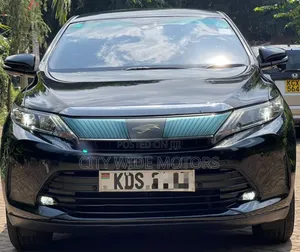 Toyota Harrier 2.0 2018 Black