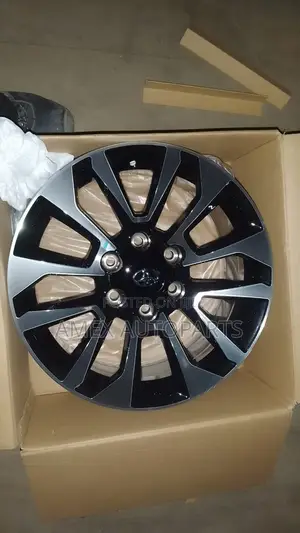 Rims 18 Inch Black Machine Face Et+25 H*Pcd 6x139.7 Cb 106.1