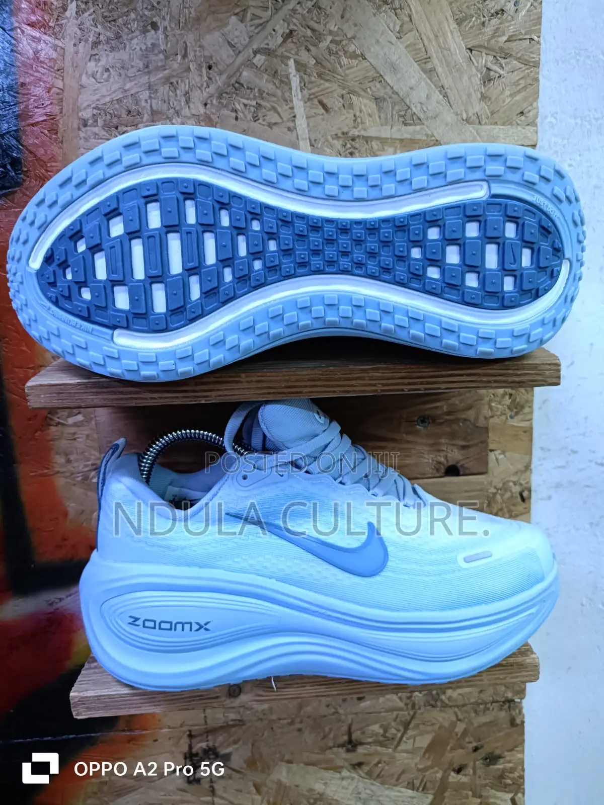 Nike Zoom Vomero Plus Runner