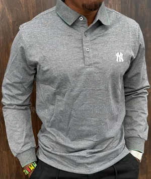 Men Longsleeved T-Shirt With Collar