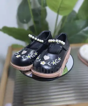 Girls Ballet Flats With Pearl Straps Size 23-31