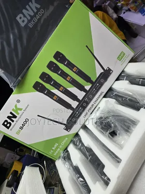 BNK Bk8400 Uhf 4 Wireless Microphones Church Karaoke Pa System