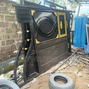 Double Leaf Steel Gates for Sale – Expert Fabrication Services
