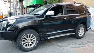 Toyota Land Cruiser Prado 2017 Black