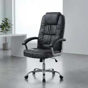 Office Chair : Black High-Back Leather Executive Office Chair