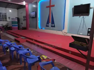 Modern Red Delta Carpet for Churches and Prayer Halls