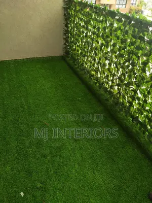 Artificial Lawn Grass Carpet for Balcony Privacy Decoration