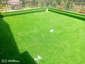 Artificial Turf Grass Carpet for Elegant Balcony Decoration