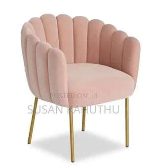 Creamy Pink Parlour / Spa Seat