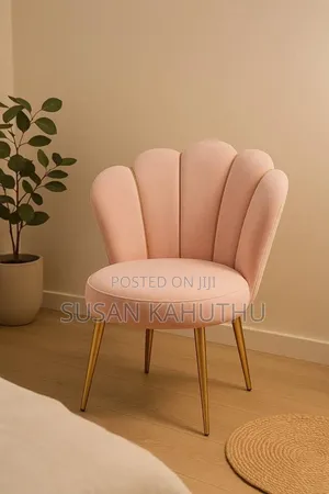 Pale Blush Pink Enthralling Parlour Seat