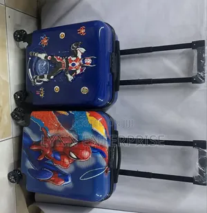 Kids’ Hard-Shell Suitcase Design, Lightweight With Wheels