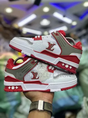 Louis Vuitton Trainer “ White Red “
Sneakers