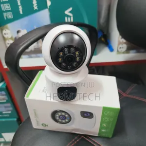 Wifi CCTV Indoor CCTV Surveillance Camera With Dual Lens Display