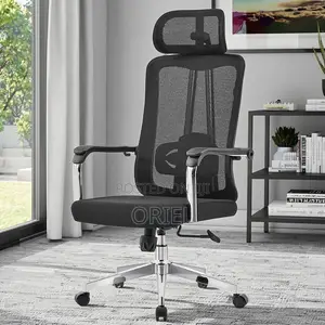 High-Back Office Chair : Black Mesh Backrest Office Chair