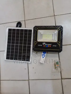 Automatic Solar Floodlight/Dplight 200w Solar-Powered Led Floodlight