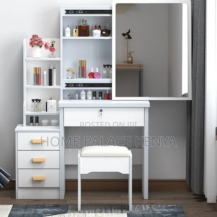 Dressing Table: Luxury Makeup Dressing Table With Mirror