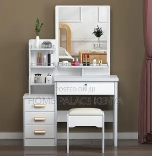 Dressing Table: Luxury Makeup Dressing Table With Mirror
