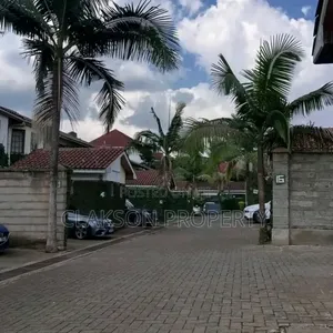 4bdrm Maisonette in Lavington, Muthangari for rent