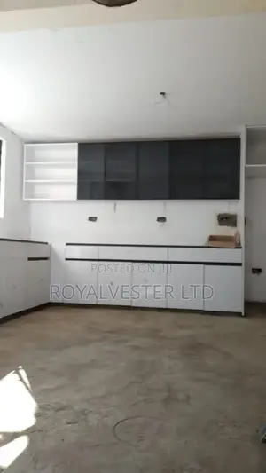 Kitchen Cabinets 