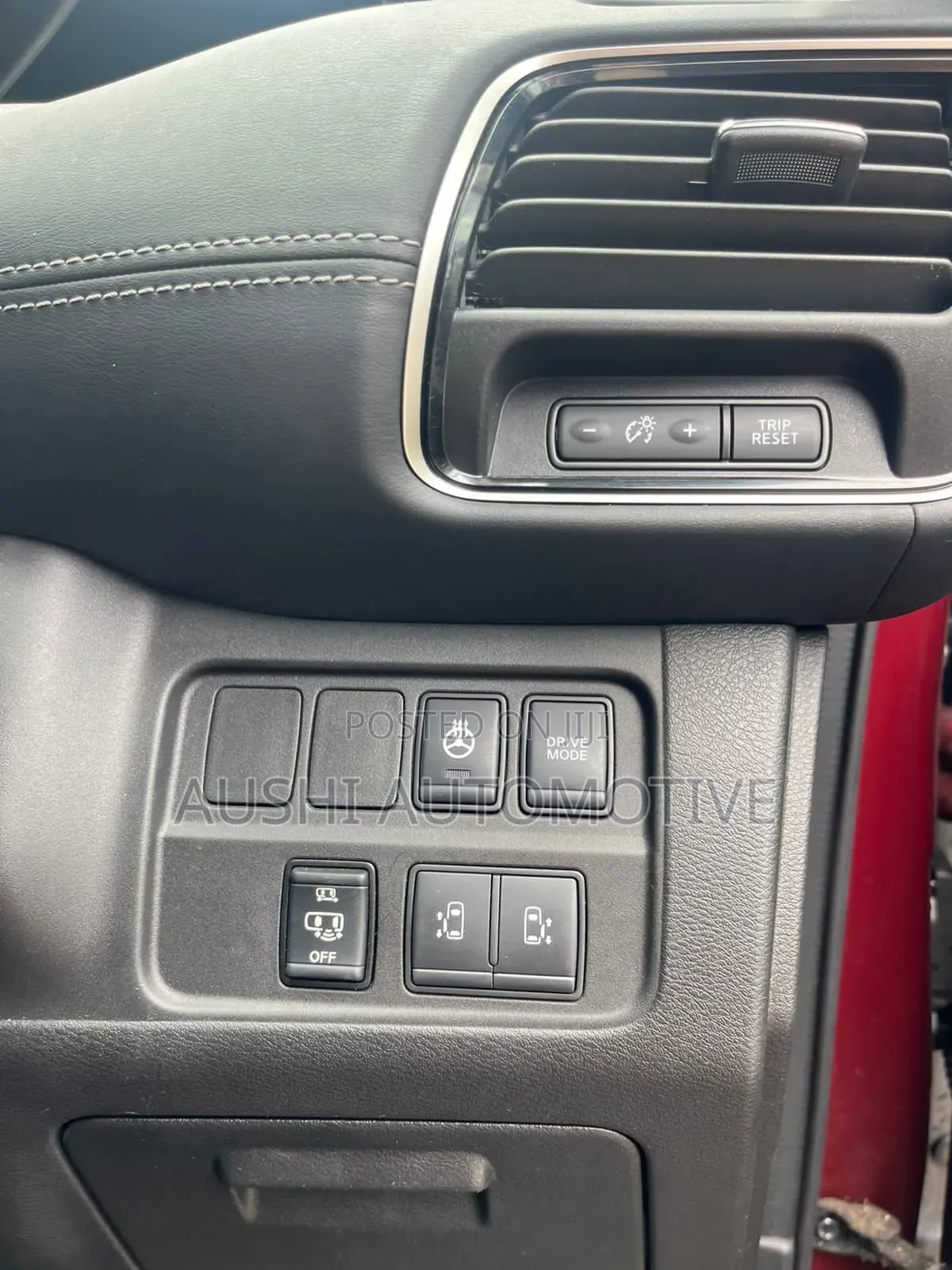 Nissan Serena 2018 Maroon