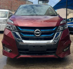 Nissan Serena 2018 Maroon