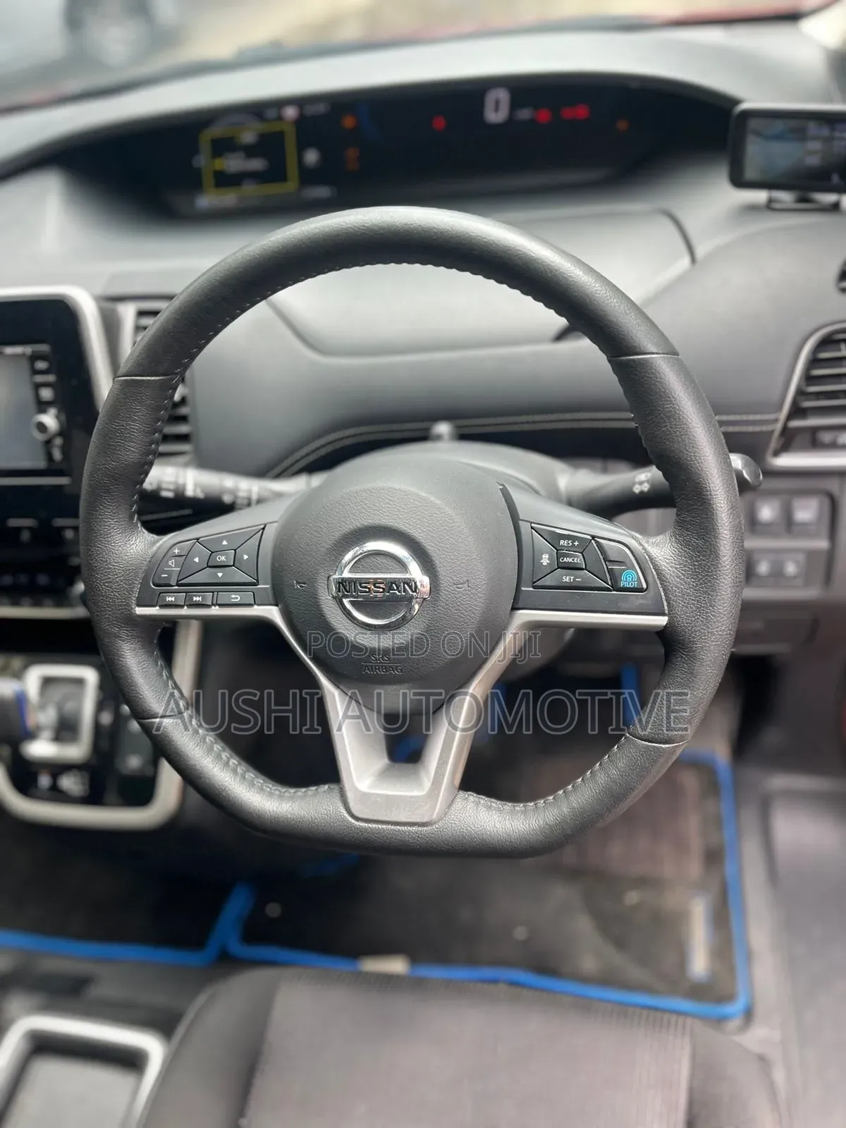 Nissan Serena 2018 Maroon
