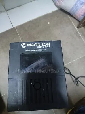 Magnizon Ups 1500va/900 Watts
