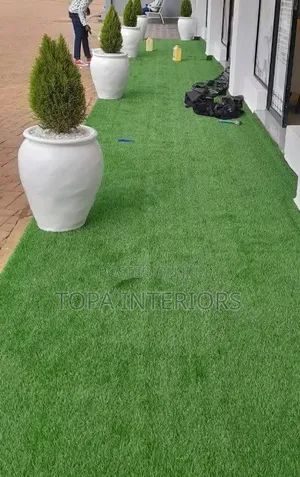 Outdoor Corridor Artificial Green Turf Grass Carpets for All Weather
