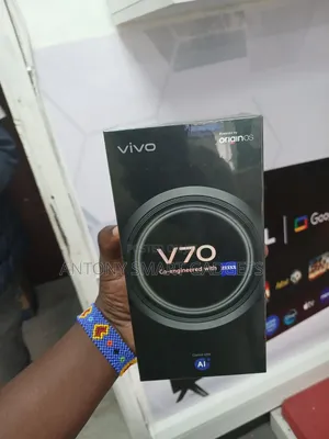 New Vivo V70 512 GB