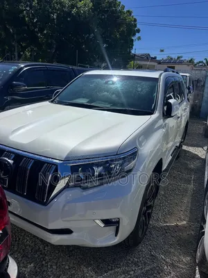 Toyota Land Cruiser Prado Kakadu 2018 Matt Black