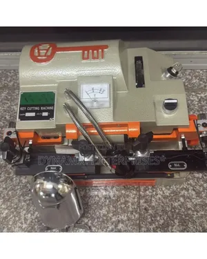 Key Cutting Machine