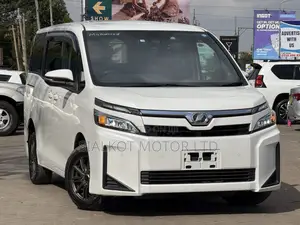 Toyota Voxy 2019 White
